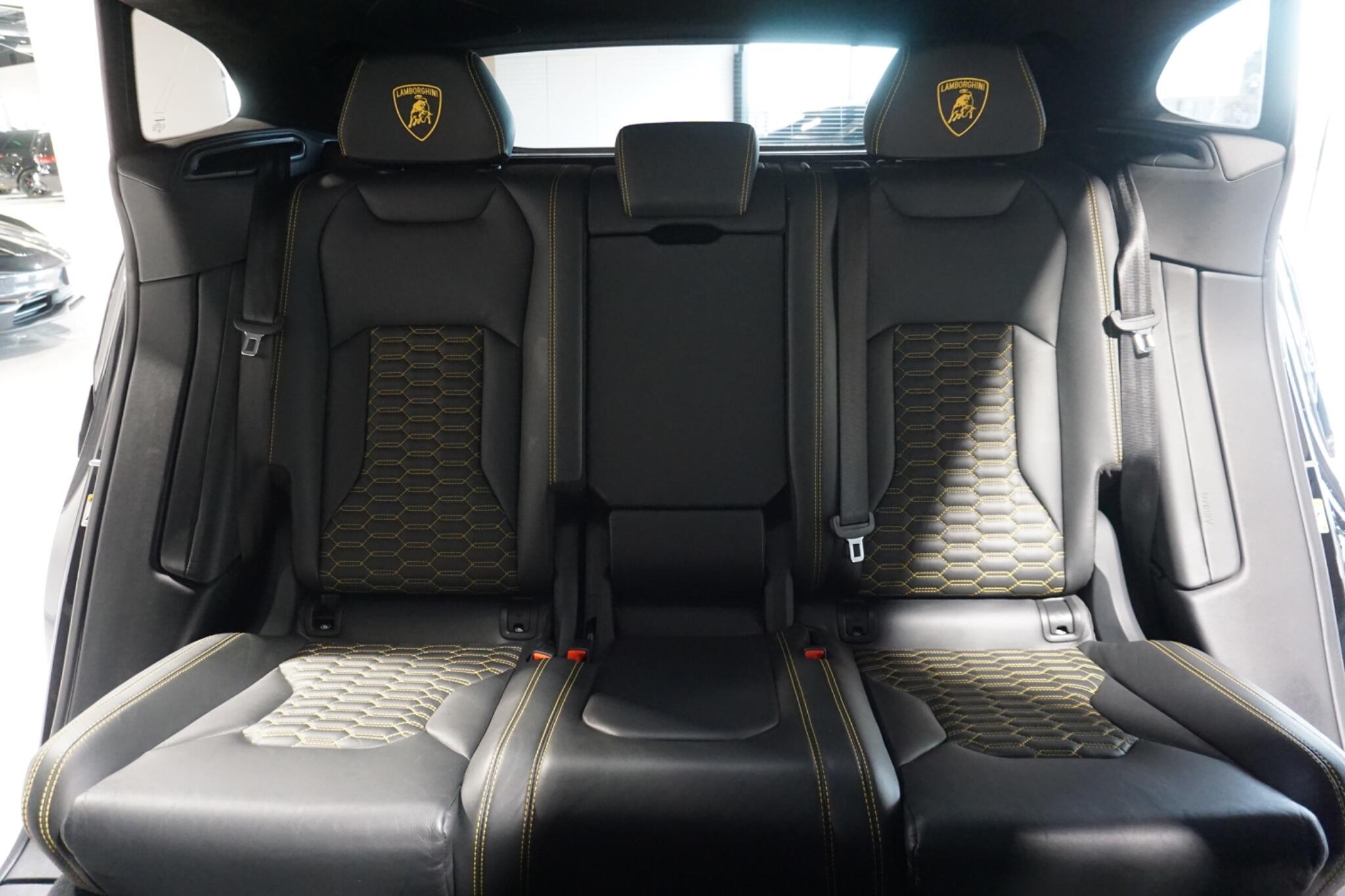 Lamborghini Urus 4.0 V8 BiTurbo SUV 5dr Petrol Auto 4WD Euro 6 (650 ps)